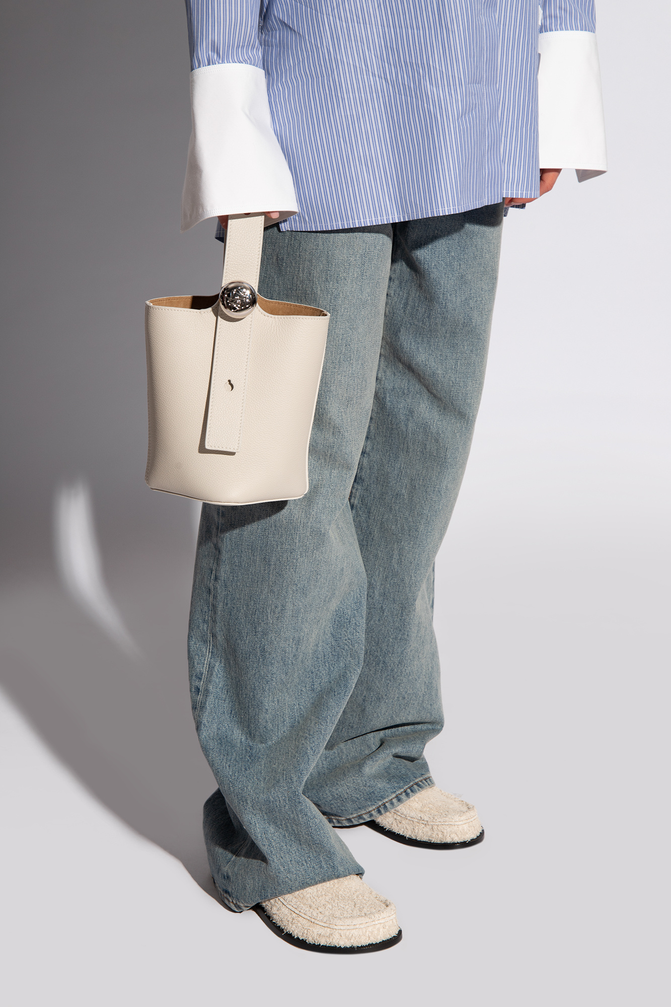 LOEWE かごバッグ 白BOLSO CESTA PEQUE NATURAL
